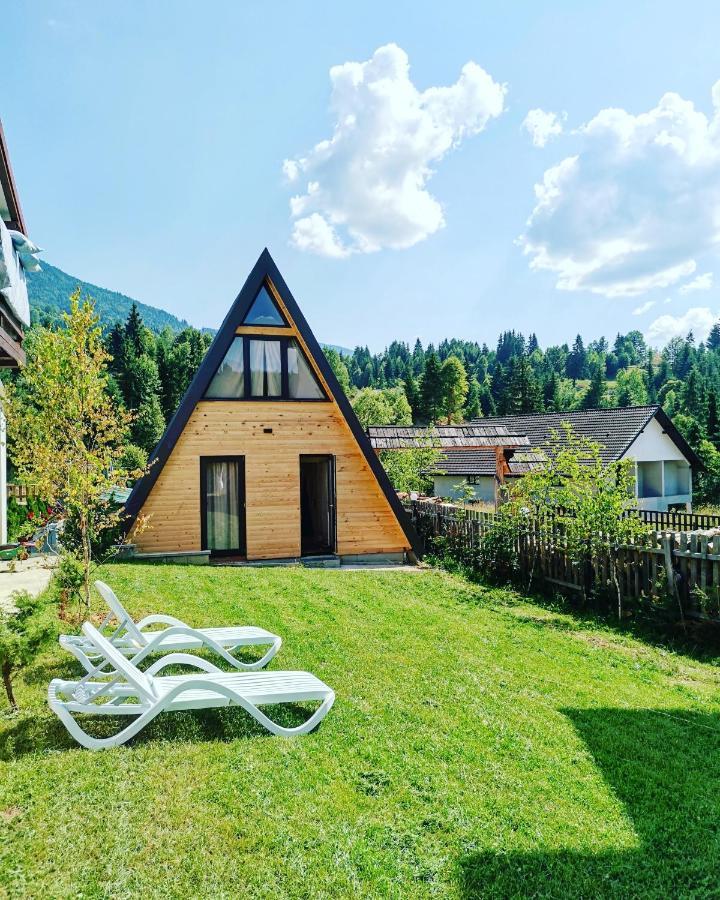 Tana Dell Lupo Lodge Colibita